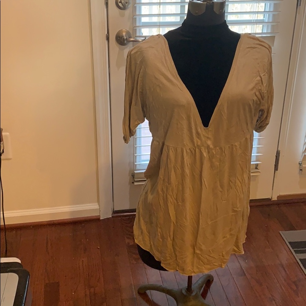 Women’s Limited top